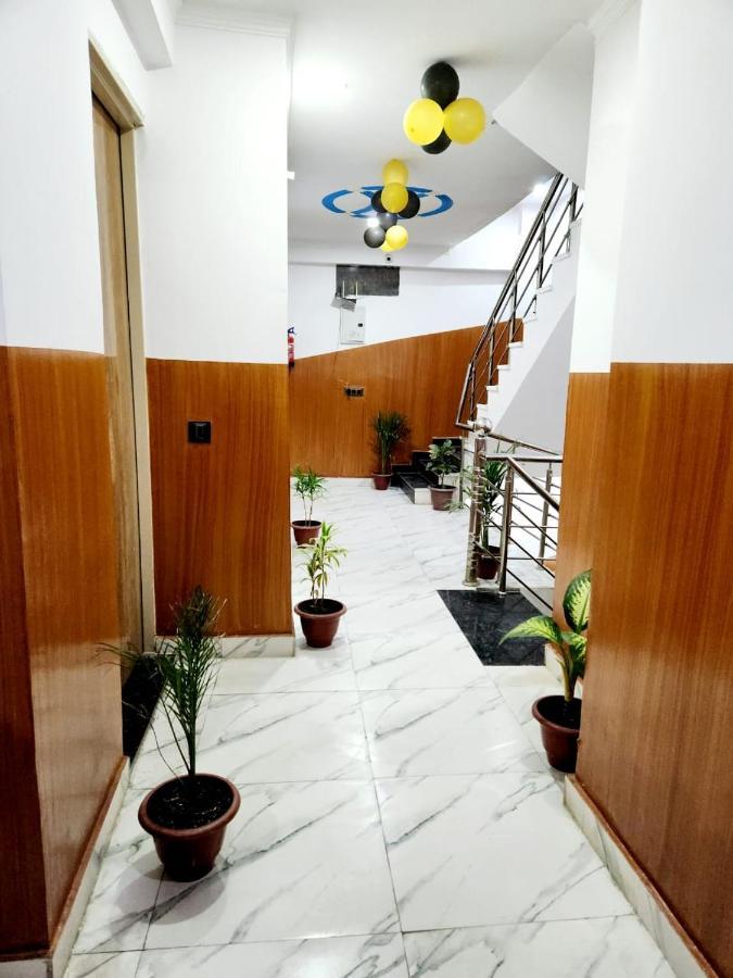 ניו דלהי The Hotel Grace Place Inn מראה חיצוני תמונה